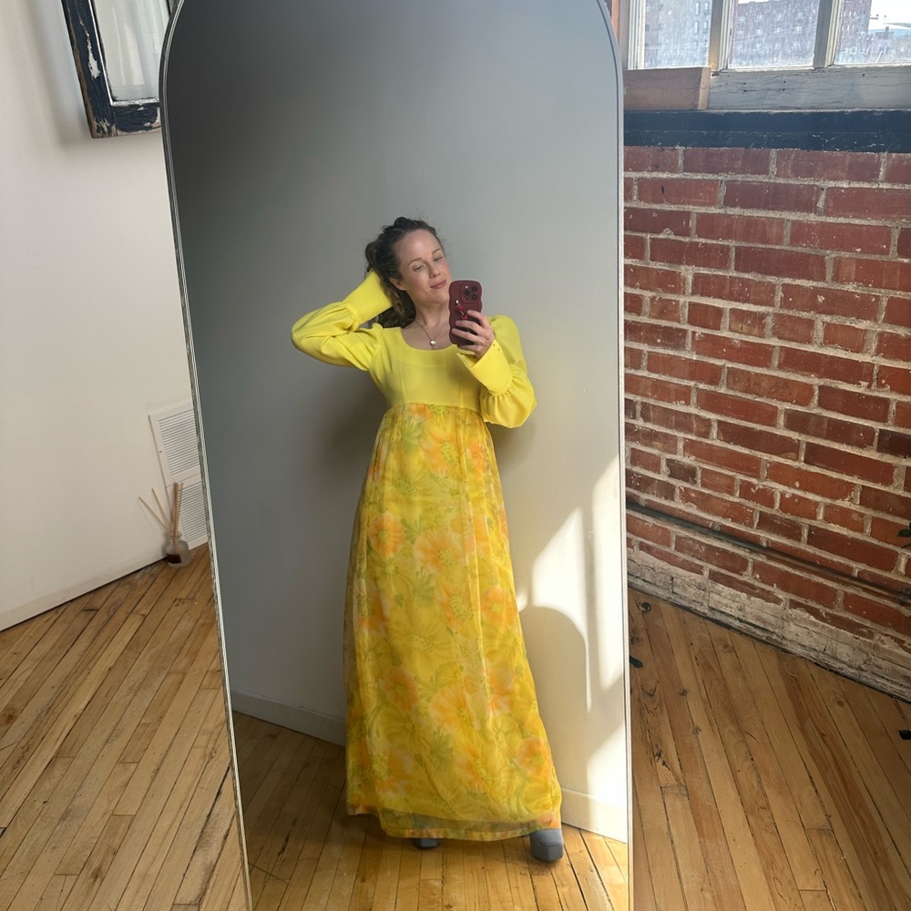 Yellow Floral Vintage Dress - Picture 8 of 10